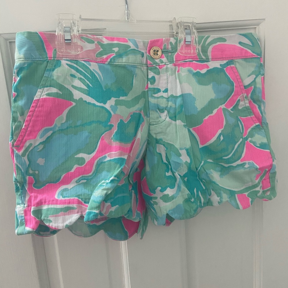 Womens Lilly Pulitzer Patterned Preppy Shorts
